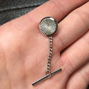 VTG tie tac